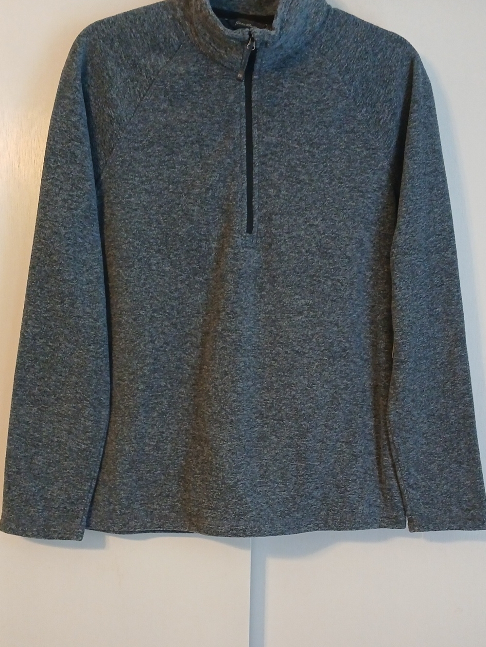 Eddie Bauer "Quest" Heather Gray Half-Zip Pullover in Size M (NWT)